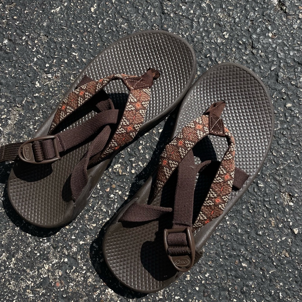 Women Chaco Sandals!